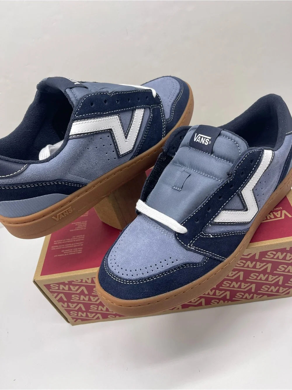 Vans Men’s Lowland 2.0 NAVY/BLUE VN000D6RZU3 Sneakers